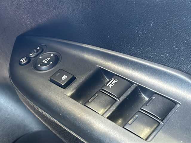 ホンダ フィット ハイブリット Sパッケージ 鳥取県 2013(平25)年 16.9万km アトラクトイエローパール ワンオーナー/スマートキー/パドルシフト/純正フルエアロ/シティブレーキサポート/レーンデパーチャーアラート/メーカーインターナビ/フルセグ・Bluetooth/バックカメラ/HDMI/USB入力/社外スピーカー/モデューロ製AWラジアル４本積込/LEDヘッドライト/フォグライト/ビルトインETC/保証書・取説