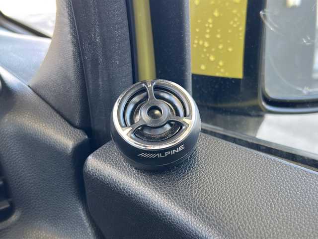 ホンダ フィット ハイブリット Sパッケージ 鳥取県 2013(平25)年 16.9万km アトラクトイエローパール ワンオーナー/スマートキー/パドルシフト/純正フルエアロ/シティブレーキサポート/レーンデパーチャーアラート/メーカーインターナビ/フルセグ・Bluetooth/バックカメラ/HDMI/USB入力/社外スピーカー/モデューロ製AWラジアル４本積込/LEDヘッドライト/フォグライト/ビルトインETC/保証書・取説