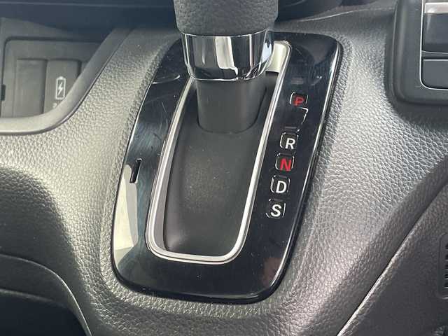 ホンダ Ｎ ＢＯＸ カスタム L 千葉県 2023(令5)年 1.7万km プラチナホワイトパール ナビＣＮ－ＨＥ０２Ｄ　バックカメラ　電動スライドドア　ＢＴ　フルセグＴＶ　ＤＶＤ　シートヒーター　ＥＴＣ　ホンダセンシング　電子パーキング　ブレーキホールド　レーダークルーズ　ドラレコ　ＬＥＤライト