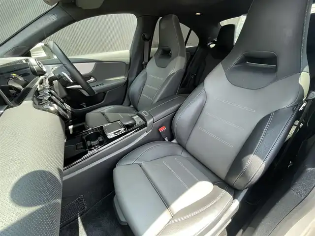 メルセデス・ベンツ ＣＬＡ２００ｄ AMGライン 長野県 2020(令2)年 4.2万km モハーベシルバー 純ナビ/革シート /純正18AW /ACC /LKA /BSM /Pシート/シートヒーター /サンルーフ /ドラレコ /全周囲カメラ /オートパーキング /レーダーセーフティパッケージ /アドバンスドパッケージ /アンビエントライト/MBUX/オートホールド/ワイヤレス充電