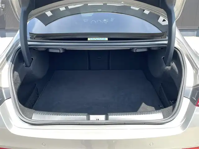 メルセデス・ベンツ ＣＬＡ２００ｄ AMGライン 長野県 2020(令2)年 4.2万km モハーベシルバー 純ナビ/革シート /純正18AW /ACC /LKA /BSM /Pシート/シートヒーター /サンルーフ /ドラレコ /全周囲カメラ /オートパーキング /レーダーセーフティパッケージ /アドバンスドパッケージ /アンビエントライト/MBUX/オートホールド/ワイヤレス充電