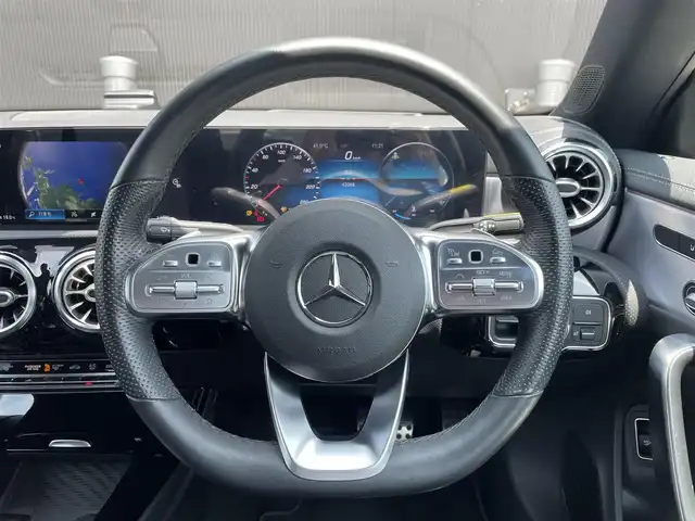 メルセデス・ベンツ ＣＬＡ２００ｄ AMGライン 長野県 2020(令2)年 4.2万km モハーベシルバー 純ナビ/革シート /純正18AW /ACC /LKA /BSM /Pシート/シートヒーター /サンルーフ /ドラレコ /全周囲カメラ /オートパーキング /レーダーセーフティパッケージ /アドバンスドパッケージ /アンビエントライト/MBUX/オートホールド/ワイヤレス充電