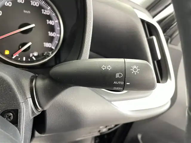 トヨタ ヴォクシー S－G 福井県 2023(令5)年 3.6万km スパークリングブラックパールクリスタルシャイン 純正ディスプレイオーディオ/・AM/FM/TV/BT/USB/CD/DVD/レーダークルコン/ETC2.0/バックカメラ/前後コーナーセンサー/両側パワスラ/MTモード付AT/ブレーキホールド/オートライト/オートハイビーム/LEDライト/ヘッドライトレベライザー/純正フロアマット/純正アルミホイール/横滑り防止装置/レーンキープアシスト/衝突被害軽減システム