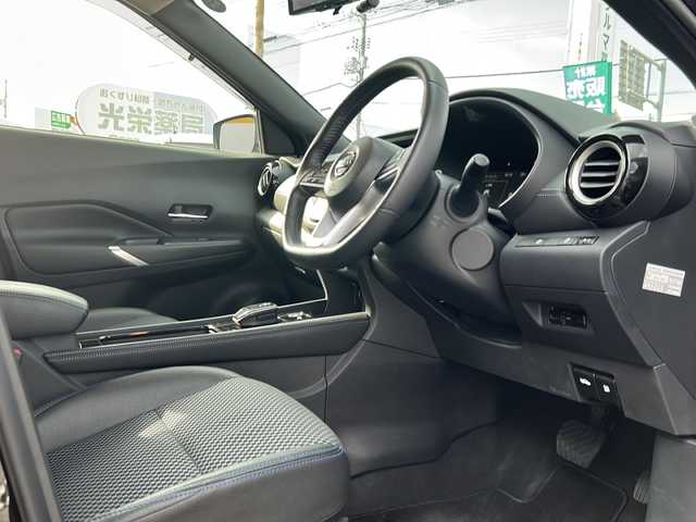 日産 キックス X 山口県 2024(令6)年 1.2万km ピュアブラック 登録時走行距離/　【11743km】/ワンオーナー/保証書/取扱説明書/純正ナビ(MM323D-L)/CD/DVD/TV/Bluetooth/アラウンドビューモニター/プロパイロット/ドライブレコーダー/電動パーキングブレーキ/オートブレーキホールド/デジタルインナーミラー/LEDヘッドライト/フォグライト/オートライト/オートマチックハイビーム/ETC/純正フロアマット