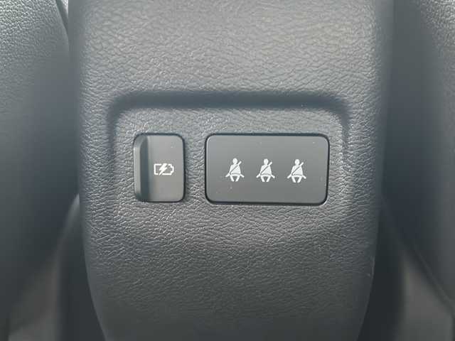 日産 キックス X 山口県 2024(令6)年 1.2万km ピュアブラック 登録時走行距離/　【11743km】/ワンオーナー/保証書/取扱説明書/純正ナビ(MM323D-L)/CD/DVD/TV/Bluetooth/アラウンドビューモニター/プロパイロット/ドライブレコーダー/電動パーキングブレーキ/オートブレーキホールド/デジタルインナーミラー/LEDヘッドライト/フォグライト/オートライト/オートマチックハイビーム/ETC/純正フロアマット