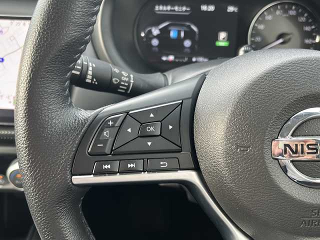 日産 キックス X 山口県 2024(令6)年 1.2万km ピュアブラック 登録時走行距離/　【11743km】/ワンオーナー/保証書/取扱説明書/純正ナビ(MM323D-L)/CD/DVD/TV/Bluetooth/アラウンドビューモニター/プロパイロット/ドライブレコーダー/電動パーキングブレーキ/オートブレーキホールド/デジタルインナーミラー/LEDヘッドライト/フォグライト/オートライト/オートマチックハイビーム/ETC/純正フロアマット
