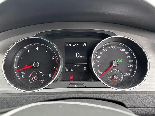 フォルクスワーゲン ゴルフ ヴァリアント TSI コンフォートライン BM 宮城県 2016(平28)年 18.2万km 白 登録時走行距離181129km/純正SDナビ/AM・FM・CD・DVD・Bluetooth・AUX/ビルトインETC/ドライブレコーダー/コーナーセンサー/バックカメラ/クリアランスソナー/スマートキー/スペアキー有/ルーフレール/純正LEDライト/スタッドレスタイヤ（4本）/ウインカーミラー/電動格納ミラー/社外フロアマット