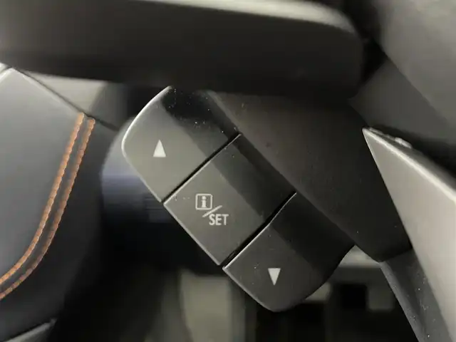 スバル インプレッサ ＸＶ 1．6i－L アイサイト 富山県 2022(令4)年 1.1万km クリスタルブラックシリカ 4WD/社外ナビ（AM/FM/CD/SD/USB/BT）/衝突被害軽減ブレーキ/レーンキープアシスト/アダプティブクルーズコントロール/オートライト/LEDヘッドライト/コーナーセンサー前後/オートブレーキホールド/社外17インチAW/ETC/パドルシフト/ドアバイザー/純正フロアマット/取扱説明書/保証書