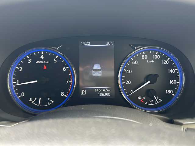 日産 エルグランド 250ハイウェイスター 埼玉県 2015(平27)年 14.7万km ブリリアントホワイトパール (株)IDOMが運営する【じしゃロン熊谷店】の自社ローン専用車両になりますこちらは現金またはオートローンご利用時の価格です。自社ローンご希望の方は別途その旨お申付け下さい/純正HDDナビ/　CD/DVD/DTV/Bluetooth/USB/アラウンドビューモニター/両側パワースライドドア/ハーフレザーシート/純正フロアマット/クルーズコントロール/ビルトインETC/スマートキー/ステアリングスイッチ/ヒッチメンバー付