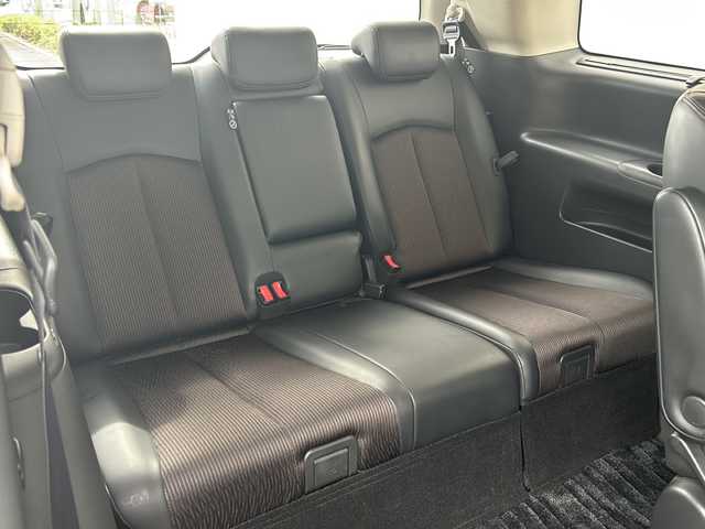 日産 エルグランド 250ハイウェイスター 茨城県 2015(平27)年 14.7万km ブリリアントホワイトパール 【(株)IDOMが運営する【じしゃロン水戸店】の自社ローン対象車両になります。こちらは現金ご利用時の価格です。自社ローンご希望の方は別途その旨お申付け下さい。】/純正HDDナビ/　CD/DVD/DTV/Bluetooth/USB/アラウンドビューモニター/両側パワースライドドア/ハーフレザーシート/純正フロアマット/クルーズコントロール/ビルトインETC/スマートキー/ステアリングスイッチ/ヒッチメンバー付