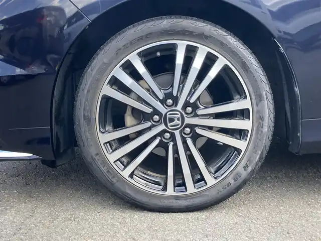 ホンダ オデッセイ アブソルート EX 静岡県 2015(平27)年 8.8万km プレミアムヴィーナスブラックP Honda SENSING/純正ナビ（VXM-152VFi）/   AM FM CD DVD Bluetooth SD　/フルセグTV/バックカメラ/ETC/アダプティブクルーズコントロール/ブラインドスポットモニタリング/運転席パワーシート/2列目プレミアムクレードルシート/オットマン/LEDヘッドライト/LEDルームランプ/パドルシフト/フロントフォグランプ/コンフォートビューパッケージ/純正18インチアルミホイール/スマートキー