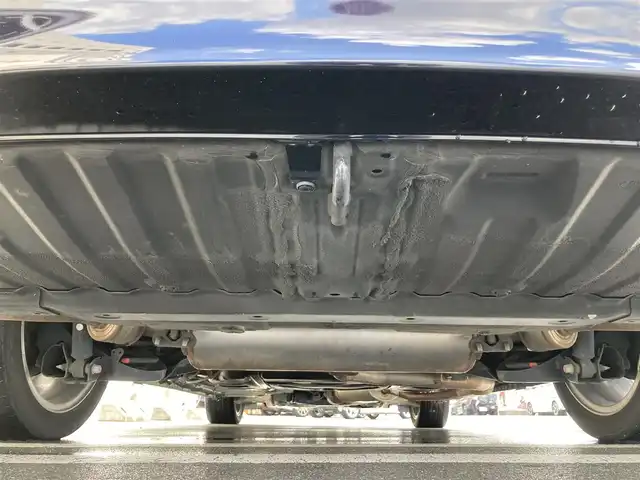 ホンダ オデッセイ アブソルート EX 静岡県 2015(平27)年 8.8万km プレミアムヴィーナスブラックP Honda SENSING/純正ナビ（VXM-152VFi）/   AM FM CD DVD Bluetooth SD　/フルセグTV/バックカメラ/ETC/アダプティブクルーズコントロール/ブラインドスポットモニタリング/運転席パワーシート/2列目プレミアムクレードルシート/オットマン/LEDヘッドライト/LEDルームランプ/パドルシフト/フロントフォグランプ/コンフォートビューパッケージ/純正18インチアルミホイール/スマートキー