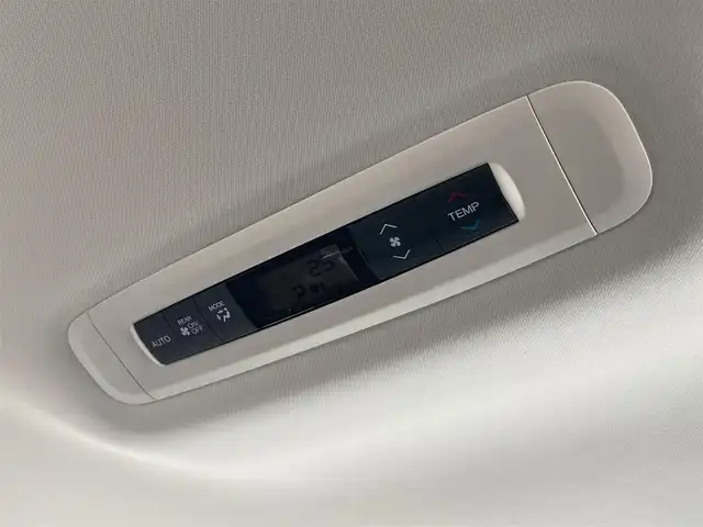 ホンダ オデッセイ アブソルート EX 静岡県 2015(平27)年 8.8万km プレミアムヴィーナスブラックP Honda SENSING/純正ナビ（VXM-152VFi）/   AM FM CD DVD Bluetooth SD　/フルセグTV/バックカメラ/ETC/アダプティブクルーズコントロール/ブラインドスポットモニタリング/運転席パワーシート/2列目プレミアムクレードルシート/オットマン/LEDヘッドライト/LEDルームランプ/パドルシフト/フロントフォグランプ/コンフォートビューパッケージ/純正18インチアルミホイール/スマートキー