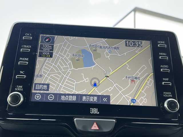 トヨタ ＧＲヤリス RZ ハイパフォーマンス 大阪府 2021(令3)年 1万km スーパーホワイトⅡ １オーナー　ＪＢＬ　衝突軽減　８型ディスプレイオーディオ　フルセグ　ハーフレザー　レーダークルコン　ヘッドアップディスプレイ　ヒートシーター　ハンドルヒーター　　社外レーダー探知機　ターボ　純正18アルミ　カーボンルーフ　カーボンパネル　プッシュスタート　前後ドラレコ　ビルドインＥＴＣ２．０　バックカメラ　LEDヘッドライト　