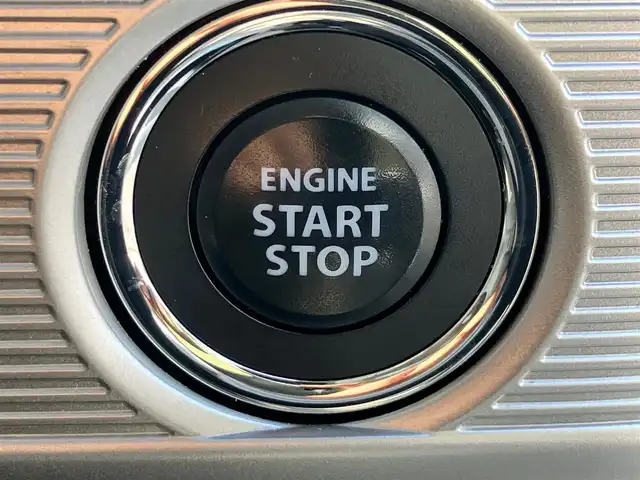 スズキ スペーシア HYBRID X 静岡県 2021(令3)年 2.5万km オフブルーメタリック/ホワイト2トーン 8インチナビ（CD/DVD/BT/フルセグ）/全方位カメラ/ドライブレコーダー前後/ETC/オートエアコン/スマートキー/スペアキー1本/レーダークルーズコントロール/USB入力端子/純正フロアマット/D席シートヒーター/両側パワースライドドア/ABS/横滑り防止装置/コーナーセンサー/レーンキープアシスト/オートライト/オートマチックハイビーム/盗難防止装置/LEDヘッドライト/W+サイドエアバック/衝突軽減システム/ヘッドアップディスプレイ/エンジンスタートボタン/パワーウィンドウ/パワーステアリング