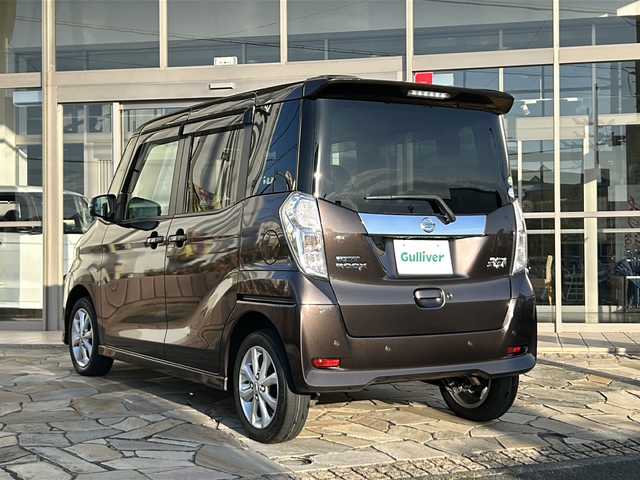 日産 デイズ ルークス ハイウェイスターX 静岡県 2020(令2)年 6万km アッシュブラウンM 純正ナビ/CD/DVD/FM/AM/ipod/フルセグ/Bluetooth//USB//主要装備/・ドライブレコーダー　/・純正ナビ　/・全方位カメラ/・ＬＥＤライト　/・オートハイビーム　/・オートライト　/・レーンキープ　/・アイドリングストップ　/・ステアリングリモコン　/・プッシュスタート　/・スマートキー　/・パワースライドドア/・衝突軽減システム/・エマージェンシーブレーキ