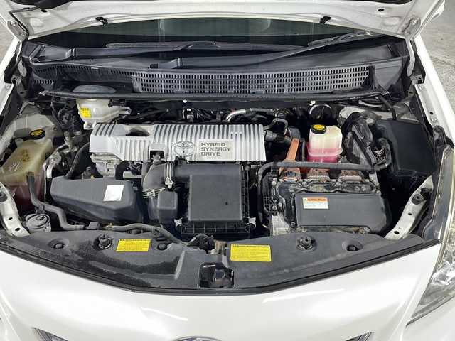 トヨタ プリウス α S チューンブラック 沖縄県 2014(平26)年 18.8万km ホワイトパールクリスタルシャイン 禁煙車/純正7インチナビ/AM/FM/CD/DVD/フルセグTV/Bluetooth/バックカメラ/モデリスタエアロ/ステアリングリモコン/ビルトインETC/カーテンエアバッグ/社外17インチアルミホイール/カーテンエアバッグ/ドアバイザー/純正フロアマット/LEDヘッドライト/プッシュスタート/スペアキー有/ABS