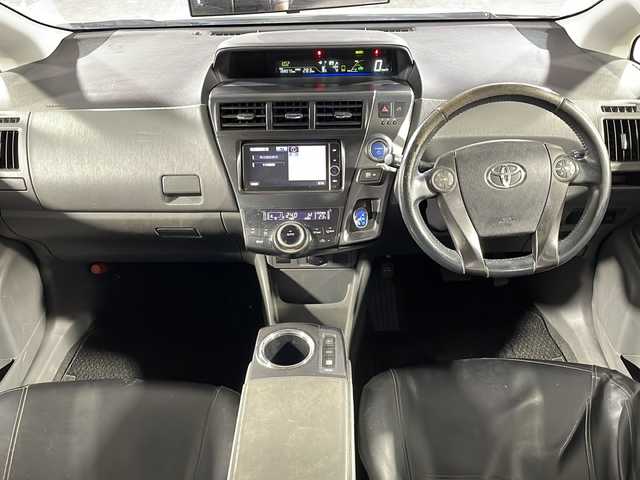 トヨタ プリウス α S チューンブラック 沖縄県 2014(平26)年 18.8万km ホワイトパールクリスタルシャイン 禁煙車/純正7インチナビ/AM/FM/CD/DVD/フルセグTV/Bluetooth/バックカメラ/モデリスタエアロ/ステアリングリモコン/ビルトインETC/カーテンエアバッグ/社外17インチアルミホイール/カーテンエアバッグ/ドアバイザー/純正フロアマット/LEDヘッドライト/プッシュスタート/スペアキー有/ABS