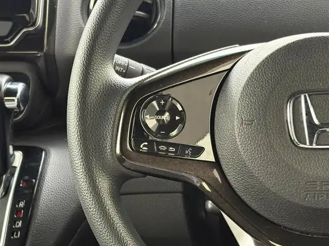 ホンダ Ｎ ＢＯＸ カスタム G L ホンダセンシング 三重県 2018(平30)年 4.8万km クリスタルブラックパール ♪ワンオーナー/♪走行47829Km/ホンダセンシング /・衝突軽減ブレーキ(CMBS)/・誤発進抑制機能/・後方誤発進抑制機能/・歩行者事故低減ステアリング/・アダプティブクルーズコントロール/・LKAS(車線維持支援システム)/・路外逸脱抑制機能/・先行車発進お知らせ機能/・標識認識機能/・オートハイビーム/スマートキー×2/プッシュスタート/パワースライドドア/アイドリングストップ/社外ナビ/・USB・CD・SD録音/・フルセグ・DVD再生/・Bluetoothオーディオ/・バックカメラ/USBポート(充電)×2/純正14インチAW/LEDヘッドライト/LEDフォグライト/オートライト/ウィンカーミラー/電格ミラー/ビルトインETC/ステアリングスイッチ/プライバシーガラス/フロアマット/ドアバイザー/サイド/カーテンエアバック