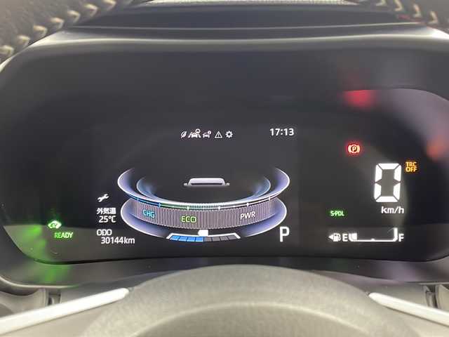 トヨタ ライズ Z 岐阜県 2022(令4)年 3.1万km スムースグレーマイカメタリック/ブラック2トーン 純正９インチディスプレイオーディオ　/（AM/FM/フルセグTV/Bluetooth/ＨＤＭＩ/Applecarplay/AndroidAuto)/パノラミックビューモニター/ビルトインＥＴＣ　/純正前方ドラレコ　/ＡＣ１００Ｖ１５００W/シートヒーター（運転席・助手席）/純正フロアマット/純正１７AW/ＬＥＤヘッドランプ　/フォグランプ/サイドビューランプ/ウインドシールドデアイサー/スマートアシスト/衝突回避支援ブレーキ/車線逸脱警報/アダプティブドライビングビーム/コーナーセンサー/アダプティブクルーズコントロール/レーンキープコントロール