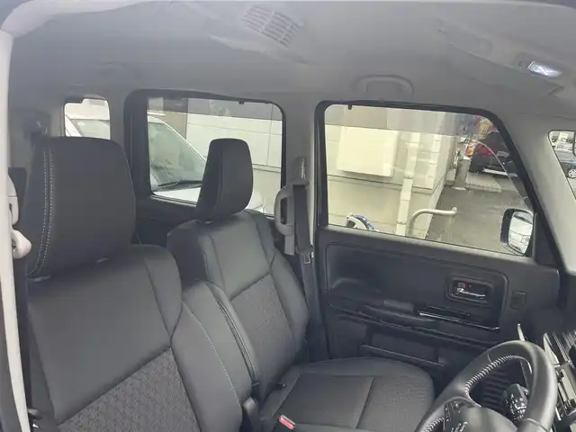 スズキ スペーシア カスタム HYBRID XS 長崎県 2022(令4)年 3万km ブルーイッシュブラックパール3 純正ナビ(FM/AM/CD/DVD/BT/フルセグTV)/スズキセーフティサポート/・デュアルセンサーブレーキサポート/・前後誤発進抑制機能/・車線維持支援機能/・車線逸脱抑制機能/・車線逸脱警報機能/・ふらつき警報機能/・標識認識機能/・先行車発進お知らせ機能/・ハイビームアシスト/・全方位カメラ/・アダプティブクルーズコントロール/ビルトインETC/両側パワースライドドア/前後ドライブレコーダー/ハーフレザーシート/D席シートヒーター/純正フロアマット/純正アルミホイール/ABS/オートライト/スマートキー/スペアキー/取扱説明書/ナビ取扱説明書/保証書