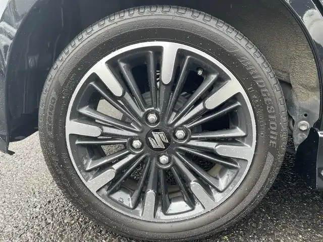 スズキ スペーシア カスタム HYBRID XS 長崎県 2022(令4)年 3万km ブルーイッシュブラックパール3 純正ナビ(FM/AM/CD/DVD/BT/フルセグTV)/スズキセーフティサポート/・デュアルセンサーブレーキサポート/・前後誤発進抑制機能/・車線維持支援機能/・車線逸脱抑制機能/・車線逸脱警報機能/・ふらつき警報機能/・標識認識機能/・先行車発進お知らせ機能/・ハイビームアシスト/・全方位カメラ/・アダプティブクルーズコントロール/ビルトインETC/両側パワースライドドア/前後ドライブレコーダー/ハーフレザーシート/D席シートヒーター/純正フロアマット/純正アルミホイール/ABS/オートライト/スマートキー/スペアキー/取扱説明書/ナビ取扱説明書/保証書