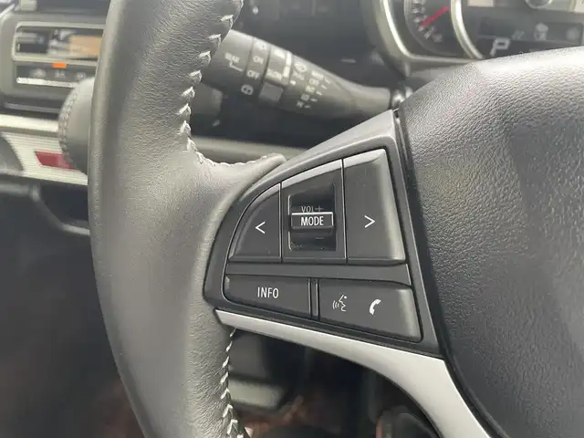 スズキ スペーシア カスタム HYBRID XS 長崎県 2022(令4)年 3万km ブルーイッシュブラックパール3 純正ナビ(FM/AM/CD/DVD/BT/フルセグTV)/スズキセーフティサポート/・デュアルセンサーブレーキサポート/・前後誤発進抑制機能/・車線維持支援機能/・車線逸脱抑制機能/・車線逸脱警報機能/・ふらつき警報機能/・標識認識機能/・先行車発進お知らせ機能/・ハイビームアシスト/・全方位カメラ/・アダプティブクルーズコントロール/ビルトインETC/両側パワースライドドア/前後ドライブレコーダー/ハーフレザーシート/D席シートヒーター/純正フロアマット/純正アルミホイール/ABS/オートライト/スマートキー/スペアキー/取扱説明書/ナビ取扱説明書/保証書