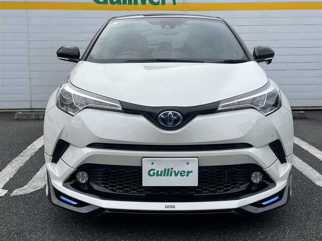 トヨタ Ｃ－ＨＲ ハイブリッド 1．8G 愛媛県 2019(令1)年 5.3万km ブラック/ホワイトパールクリスタルシャイン 2トーン 純正メモリナビ（ＤＴＶ.BT.DISC.ラジオ）/モデリスタフルエアロ/レーダークルーズコントロール/純正アルミ/シートカバー/ＢＳＭ/オートライト/オートハイビーム/ＨＤＭＩ/ブレーキホールド/スペアキーあり
