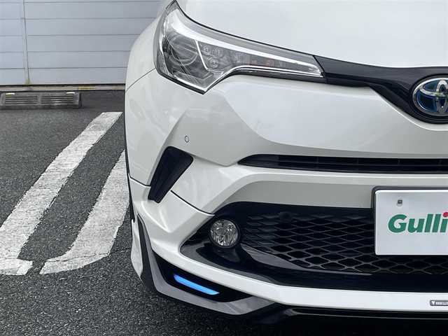 トヨタ Ｃ－ＨＲ ハイブリッド 1．8G 愛媛県 2019(令1)年 5.3万km ブラック/ホワイトパールクリスタルシャイン 2トーン 純正メモリナビ（ＤＴＶ.BT.DISC.ラジオ）/モデリスタフルエアロ/レーダークルーズコントロール/純正アルミ/シートカバー/ＢＳＭ/オートライト/オートハイビーム/ＨＤＭＩ/ブレーキホールド/スペアキーあり