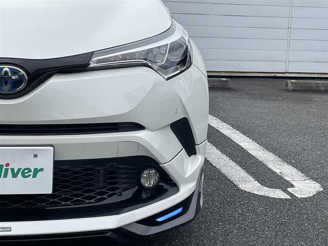 トヨタ Ｃ－ＨＲ ハイブリッド 1．8G 愛媛県 2019(令1)年 5.3万km ブラック/ホワイトパールクリスタルシャイン 2トーン 純正メモリナビ（ＤＴＶ.BT.DISC.ラジオ）/モデリスタフルエアロ/レーダークルーズコントロール/純正アルミ/シートカバー/ＢＳＭ/オートライト/オートハイビーム/ＨＤＭＩ/ブレーキホールド/スペアキーあり