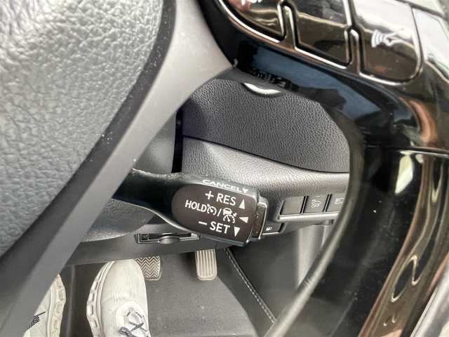 トヨタ Ｃ－ＨＲ ハイブリッド 1．8G 愛媛県 2019(令1)年 5.3万km ブラック/ホワイトパールクリスタルシャイン 2トーン 純正メモリナビ（ＤＴＶ.BT.DISC.ラジオ）/モデリスタフルエアロ/レーダークルーズコントロール/純正アルミ/シートカバー/ＢＳＭ/オートライト/オートハイビーム/ＨＤＭＩ/ブレーキホールド/スペアキーあり