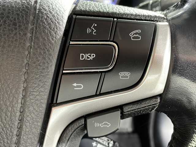 トヨタ クラウン マジェスタ Fバージョン 沖縄県 2015(平27)年 13.5万km ホワイトパールクリスタルシャイン 純正8インチナビ/（フルセグTV/CD/DVD/BT）/バックカメラ/プリクラッシュセーフティー/レーダクルーズコントロール/ブラインドスポットモニター/レザーシート/D/N席パワーシート/シートヒーター/エアシート/ビルトインETC/ドライブレコーダー/ステアリングリモコン