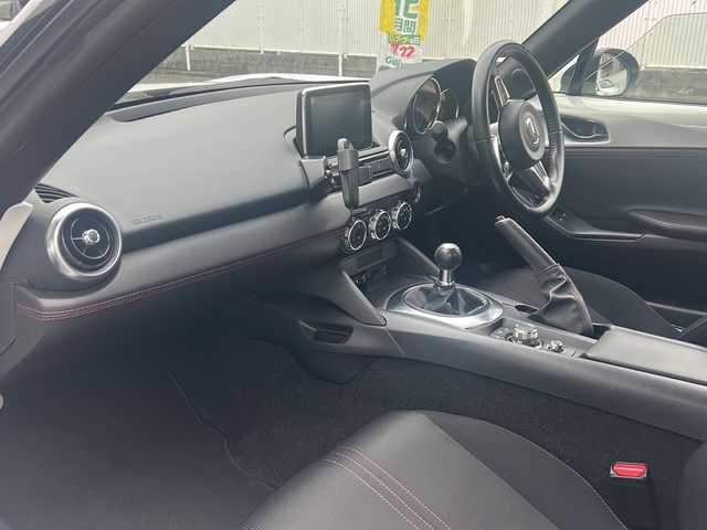 マツダ ロードスター S スペシャルパッケージ 岐阜県 2015(平27)年 2.6万km アークティックホワイト 社外スポーツマフラー/純正メーカーナビ/ワンセグTV/AM/FM/Bluetooth/バックカメラ/ETC/プッシュスタート/スマートキー/横滑り防止装置/純正フロアマット