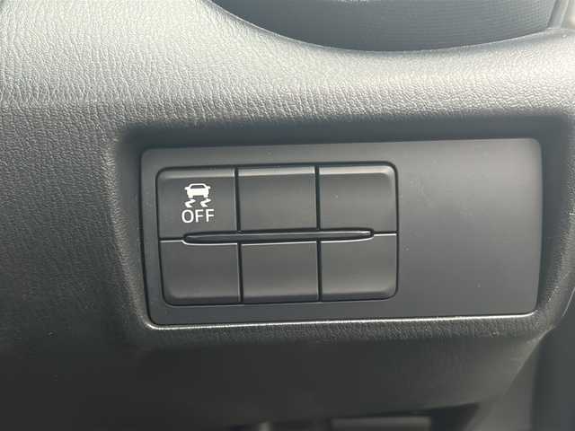 マツダ ロードスター S スペシャルパッケージ 岐阜県 2015(平27)年 2.6万km アークティックホワイト 社外スポーツマフラー/純正メーカーナビ/ワンセグTV/AM/FM/Bluetooth/バックカメラ/ETC/プッシュスタート/スマートキー/横滑り防止装置/純正フロアマット