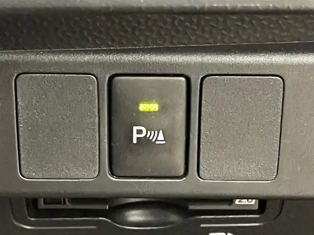 ダイハツ トール カスタムG ターボ 埼玉県 2021(令3)年 4.2万km ブラックマイカメタリック/コンパーノレッド スマートアシスト　純正９インチナビ　パノラマモニター　ビルトインＥＴＣ２．０　ドライブレコーダー　アダプティブクルーズコントロール　純正アルミホイール　スマートキー　オートライト　ＬＥＤライト　地デジ