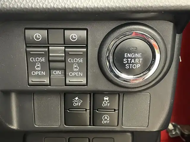 ダイハツ トール カスタムG ターボ 埼玉県 2021(令3)年 4.2万km ブラックマイカメタリック/コンパーノレッド スマートアシスト　純正９インチナビ　パノラマモニター　ビルトインＥＴＣ２．０　ドライブレコーダー　アダプティブクルーズコントロール　純正アルミホイール　スマートキー　オートライト　ＬＥＤライト　地デジ