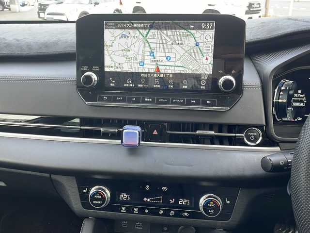 三菱 アウトランダー ＰＨＥＶ G 秋田県 2023(令5)年 2.6万km ホワイトダイヤモンド サンルーフ/衝突軽減装置/４WD　/メーカーOPナビ/　TV　Bluetooth　Applecarplay　Androidauto/全周囲カメラ/マイパイロット/前席シートヒーター/運転席パワーシート/パワーバックドア/パドルシフト/革巻きステアリング/電動パーキングブレーキ/AC100V1500W電源/前後ドラレコ/コーナーセンサー/充電ケーブル車載