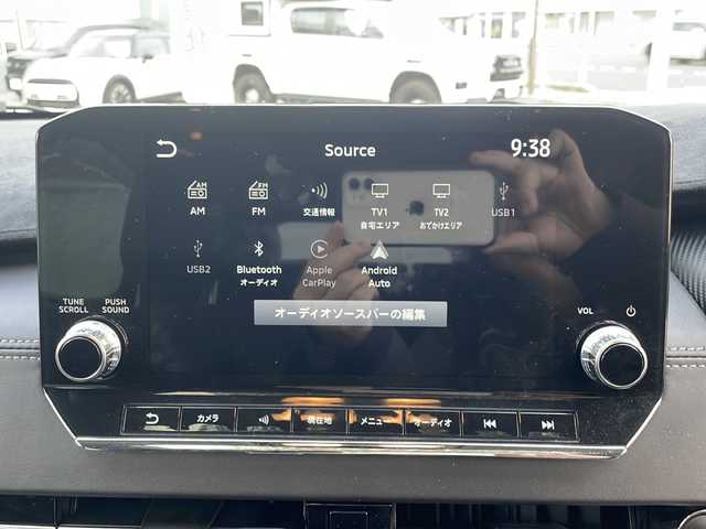 三菱 アウトランダー ＰＨＥＶ G 秋田県 2023(令5)年 2.6万km ホワイトダイヤモンド サンルーフ/衝突軽減装置/４WD　/メーカーOPナビ/　TV　Bluetooth　Applecarplay　Androidauto/全周囲カメラ/マイパイロット/前席シートヒーター/運転席パワーシート/パワーバックドア/パドルシフト/革巻きステアリング/電動パーキングブレーキ/AC100V1500W電源/前後ドラレコ/コーナーセンサー/充電ケーブル車載