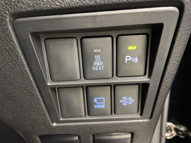 トヨタ ハイラックス Z GRスポーツ 道央・札幌 2023(令5)年 3.5万km アティチュードブラックマイカ ・４WD　/ディーゼルターボ/・寒冷地仕様　/社外JBLスピーカー/・GRドレスアップマフラー/GRマッドフラップ/・GRスポーツサイドバイザー/・社外サイドステップ/社外トノカバー/・トヨタセーフティセンス/・レーダークルーズコントロール/・プリクラッシュセーフティ/・純正8インチディスプレイオーディオ/・コネクトナビ.BT.フルセグ.USB/・パノラミックビューモニター/・ハーフレザーシート/パワーシート/・360度ドライブレコーダー/・LEDオートライト/ETC2.0/・パドルシフト/・スマートキー