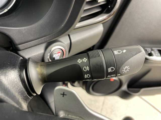 トヨタ ハイラックス Z GRスポーツ 道央・札幌 2023(令5)年 3.5万km アティチュードブラックマイカ ・４WD　/ディーゼルターボ/・寒冷地仕様　/社外JBLスピーカー/・GRドレスアップマフラー/GRマッドフラップ/・GRスポーツサイドバイザー/・社外サイドステップ/社外トノカバー/・トヨタセーフティセンス/・レーダークルーズコントロール/・プリクラッシュセーフティ/・純正8インチディスプレイオーディオ/・コネクトナビ.BT.フルセグ.USB/・パノラミックビューモニター/・ハーフレザーシート/パワーシート/・360度ドライブレコーダー/・LEDオートライト/ETC2.0/・パドルシフト/・スマートキー