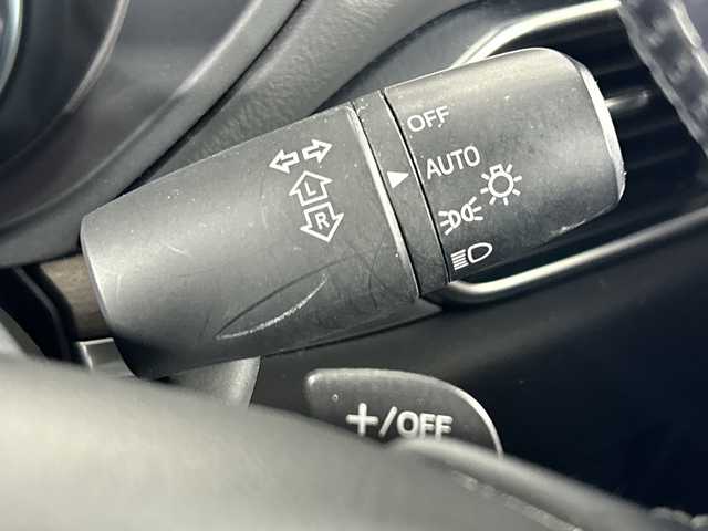 マツダ ＣＸ－５ XD エクスクルーシブモード 佐賀県 2022(令4)年 3.4万km ソウルレッドクリスタルM 純正10.25インチナビ/フルセグTV/Bluetooth/USB/全方位カメラ/BOSEサウンドシステム/レーダークルーズコントロール/レーンアシスト/ブラインドスポットモニター/標識認識機能/クリアランスソナー/オートライト/オートハイビーム/LEDヘッドライト/オートワイパー/電子パーキング/ブレーキホールド/前後ドライブレコーダー/ETC/パワーバックドア/レザーシート/運転席・助手席シートヒーター/運転席・助手席エアシート/運転席・助手席パワーシート/パドルシフト/ISOFIX対応シート/純正フロアマット/純正19インチアルミホイール/プッシュスタート/スマートキー