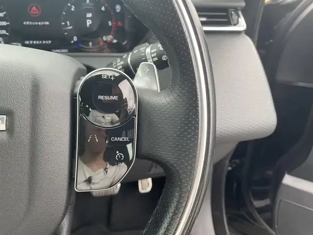 ランドローバー レンジローバーヴェラール Rダイナミック S 180PS 福岡県 2018(平30)年 5.7万km 黒 ・サンルーフ/・アダプティブクルーズコントロール/・純正HDDナビ/USB/Bluetooth/AppleCarPlay/・黒革シート/シートヒーター/・ETC/・純正20AW/・プッシュスタート/・スマートキー/・パワーシート/・LEDライト