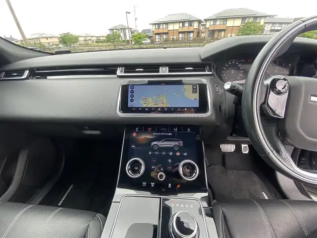 ランドローバー レンジローバーヴェラール Rダイナミック S 180PS 福岡県 2018(平30)年 5.7万km 黒 ・サンルーフ/・アダプティブクルーズコントロール/・純正HDDナビ/USB/Bluetooth/AppleCarPlay/・黒革シート/シートヒーター/・ETC/・純正20AW/・プッシュスタート/・スマートキー/・パワーシート/・LEDライト