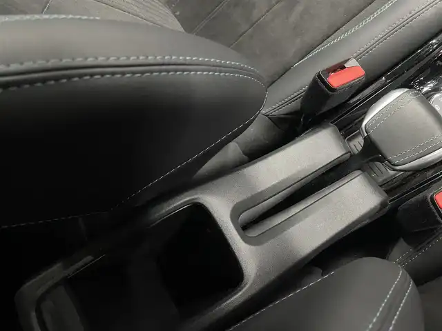 プジョー ２００８ クロスシティ 群馬県 2019(令1)年 1.5万km パール 純正ナビ/バックカメラ/Android auto/ETC/16インチAW　/Bluetooth/USB/HIDライト/リモコンキー/ハーフレザーシート/クルーズコントロール/パークアシスト