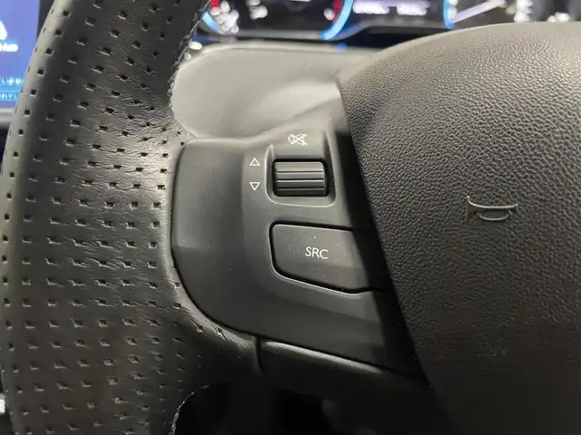 プジョー ２００８ クロスシティ 群馬県 2019(令1)年 1.5万km パール 純正ナビ/バックカメラ/Android auto/ETC/16インチAW　/Bluetooth/USB/HIDライト/リモコンキー/ハーフレザーシート/クルーズコントロール/パークアシスト