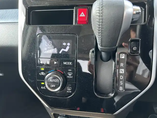 トヨタ タンク カスタムG 岡山県 2019(令1)年 6万km パールホワイトⅢ TRDエアロ/純正7型ナビ/(CD/DVD/BT/フルセグTV)/純正フリップダウンモニター/バックカメラ/衝突被害軽減システム/クルーズコントロール/両側パワースライドドア/横滑り防止装置/ETC/LEDヘッドライト/フォグランプ/オートライト/ウィンカーミラー/電動格納ミラー/純正アルミホイール/前席シートヒーター/ステアリングリモコン/コーナーセンサー前後/プッシュスタート/スマートキー/フロアマット/ドアバイザー