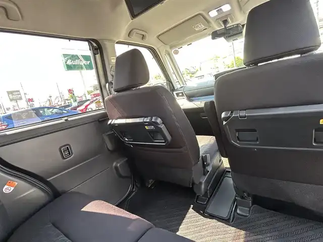 トヨタ タンク カスタムG 岡山県 2019(令1)年 6万km パールホワイトⅢ TRDエアロ/純正7型ナビ/(CD/DVD/BT/フルセグTV)/純正フリップダウンモニター/バックカメラ/衝突被害軽減システム/クルーズコントロール/両側パワースライドドア/横滑り防止装置/ETC/LEDヘッドライト/フォグランプ/オートライト/ウィンカーミラー/電動格納ミラー/純正アルミホイール/前席シートヒーター/ステアリングリモコン/コーナーセンサー前後/プッシュスタート/スマートキー/フロアマット/ドアバイザー
