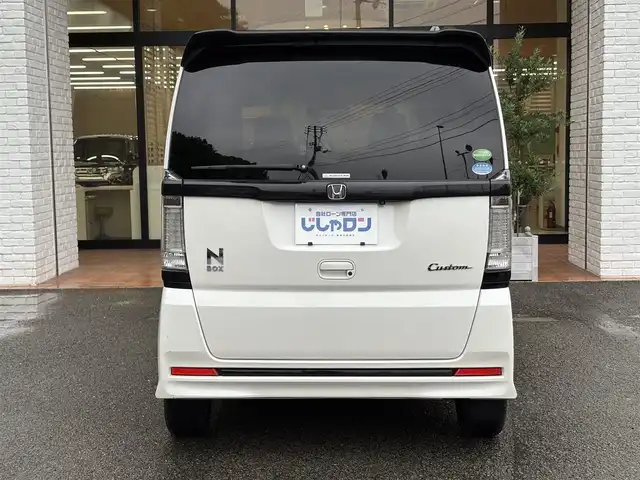ホンダ Ｎ ＢＯＸ 2トーン カスタム SSパッケージ 高知県 2016(平28)年 7.4万km プレミアムホワイトパールⅡ (株)IDOMが運営する【じしゃロン高知店】の自社ローン専用車両になりますこちらは現金またはオートローンご利用時の価格です。自社ローンご希望の方は別途その旨お申付け下さい