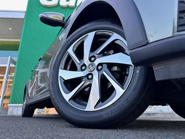 トヨタ アクア クロスオーバー グラム 宮城県 2019(令1)年 6.6万km オリーブマイカM ビューティパッケージ/・ナノイー/・シートヒーター/＝＝＝/セーフティセンス/・プリクラッシュセーフティ/・レーンディパーチャーアラート/・オートマチックハイビーム/先行車発進告知機能/インテリジェントクリアランスソナー/社外ナビ/・CD/DVD/・Bluetooth/・フルセグTV/バックカメラ/ETC/ドライブレコーダー/革巻きステアリング/オートライト/スマートキー/プッシュスタート/電動格納ミラー/ルーフレール/純正16インチAW/純正フロアマット/ドアバイザー/Wエアバッグ