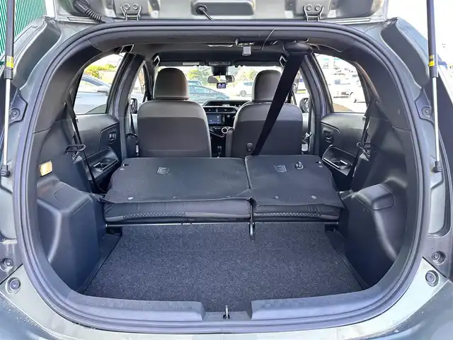 トヨタ アクア クロスオーバー グラム 宮城県 2019(令1)年 6.6万km オリーブマイカM ビューティパッケージ/・ナノイー/・シートヒーター/＝＝＝/セーフティセンス/・プリクラッシュセーフティ/・レーンディパーチャーアラート/・オートマチックハイビーム/先行車発進告知機能/インテリジェントクリアランスソナー/社外ナビ/・CD/DVD/・Bluetooth/・フルセグTV/バックカメラ/ETC/ドライブレコーダー/革巻きステアリング/オートライト/スマートキー/プッシュスタート/電動格納ミラー/ルーフレール/純正16インチAW/純正フロアマット/ドアバイザー/Wエアバッグ